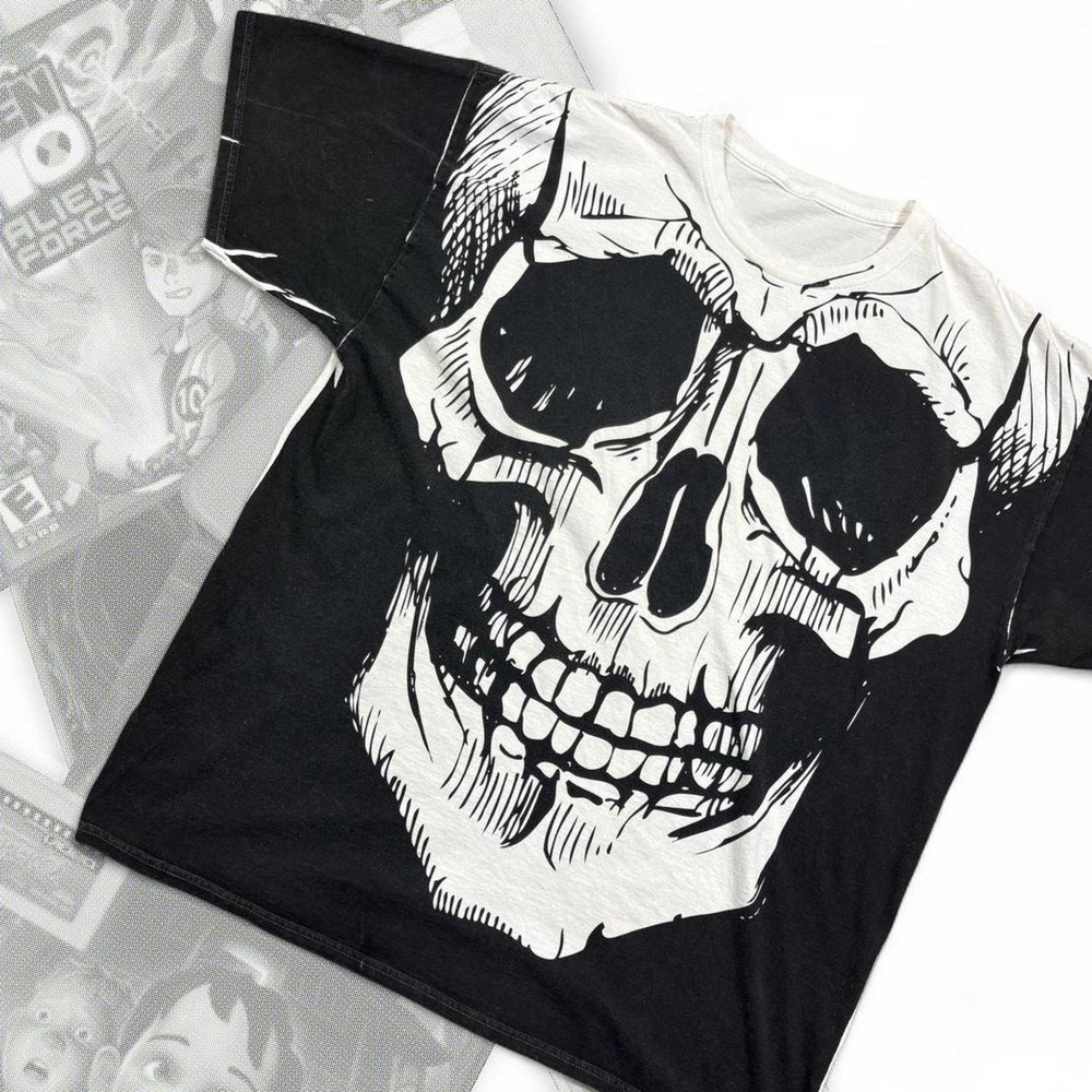Vintage 90’s Grunge Punk AOP Skull Graphic Tee